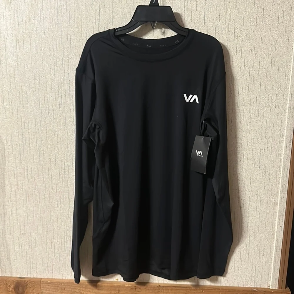 RVCA Sport Vent Long Sleeve T-Shirt: BLACK: NEW WITH TAGS: SIZE MEDIUM